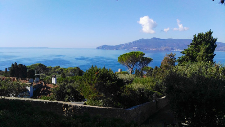 ANSEDONIA (GR) – Splendida villa unifamiliare con terrazze panoramiche vista mare ANSEDONIA (GR) – Splendida villa unifamiliare con terrazze panoramiche vista mare