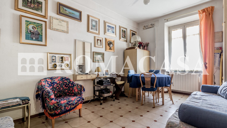 MARCONI VIALE – Appartamento piano alto con balcone MARCONI VIALE – Appartamento piano alto con balcone