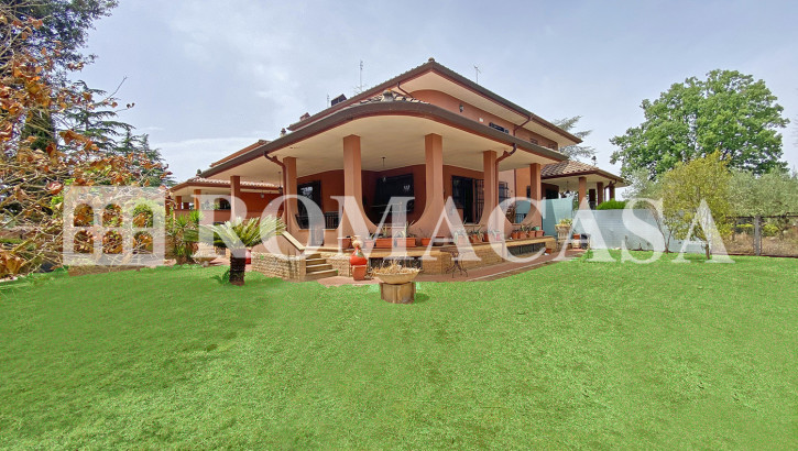 VILLA APRILIA LOCALITA’ CASALAZZARA VILLA APRILIA LOCALITA’ CASALAZZARA